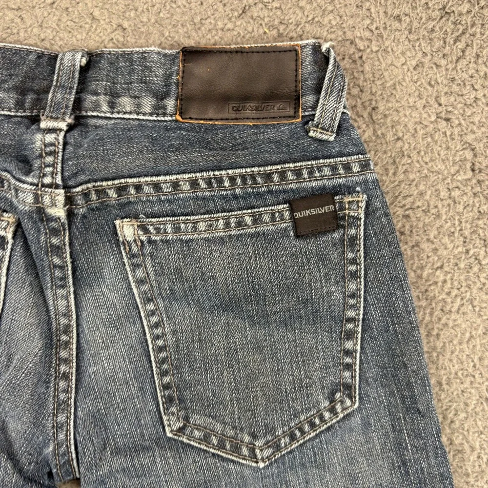 Quiksilver Boys 22 Straight‎ Fit Denim Jeans Distressed Blue Cotton